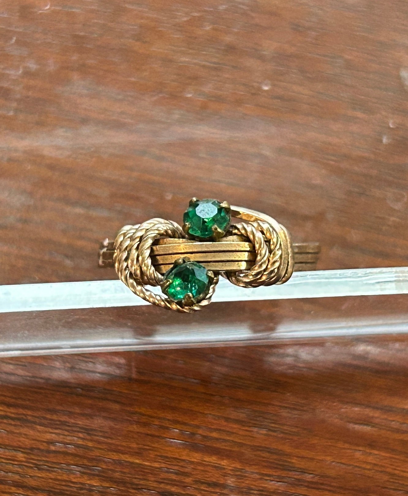 Vintage Gold Wire Wrap Green Rhinestone Ring Sz 5.5