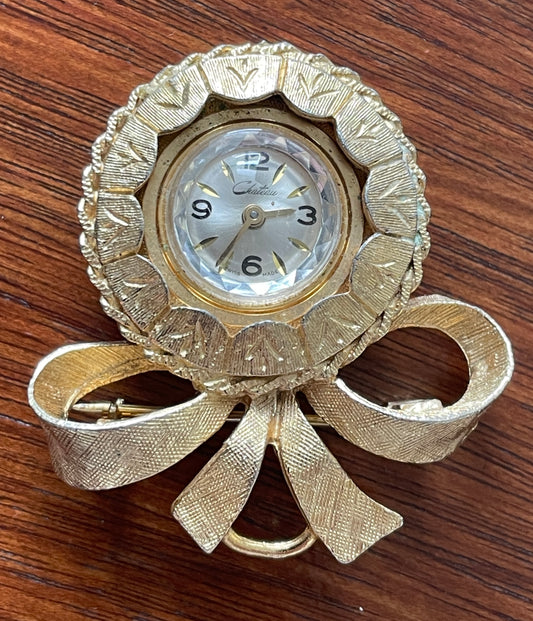 Vintage Gold Tone Chateau Lady's Watch Brooch Lapel Pin