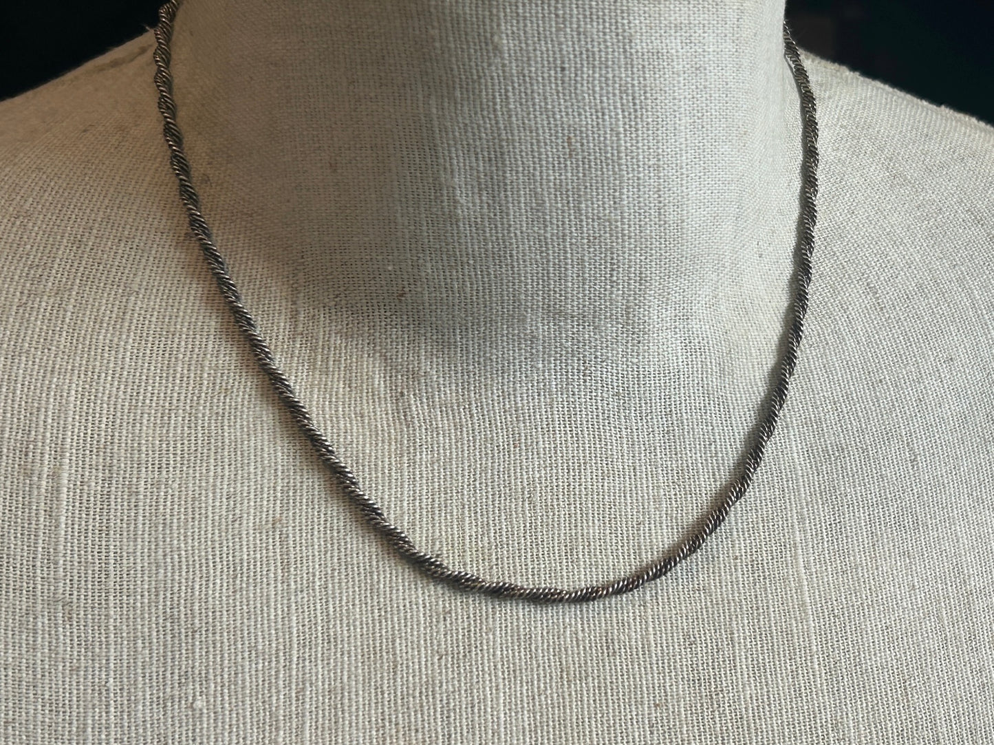 Sterling Silver 925 Twist Chain Necklace 17.5" Long x 2-3mm Wide