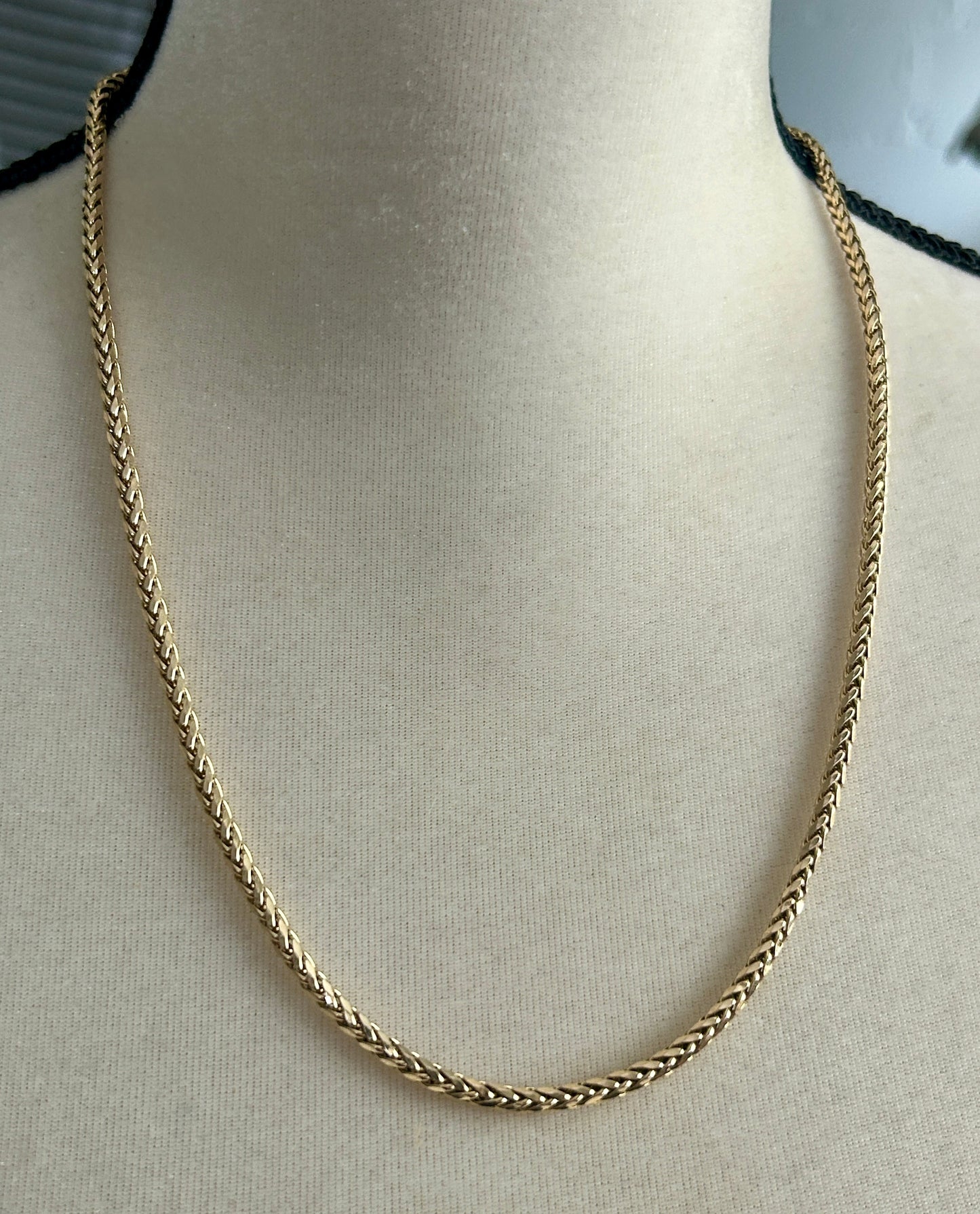 10k Yellow Gold 3.5mm Wide x 22.5" Long Wheat Chain Necklace