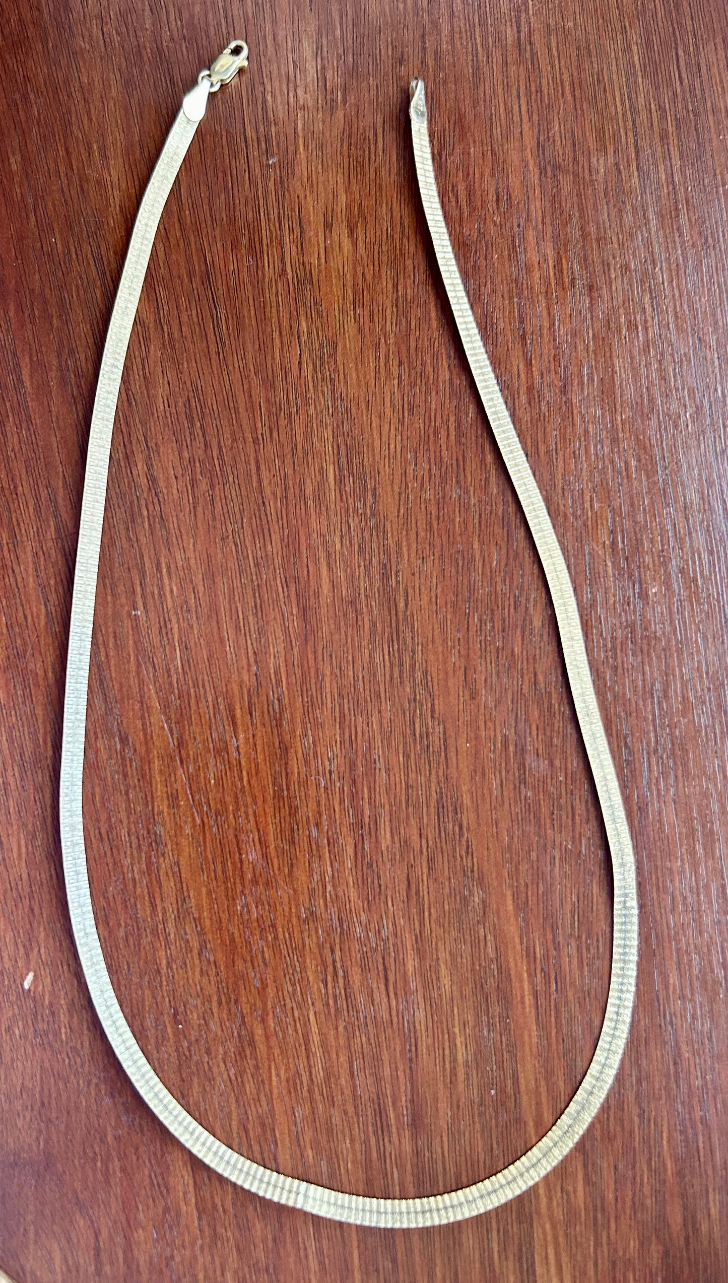 14k Yellow Gold Herringbone Patterned Flat Link Necklace