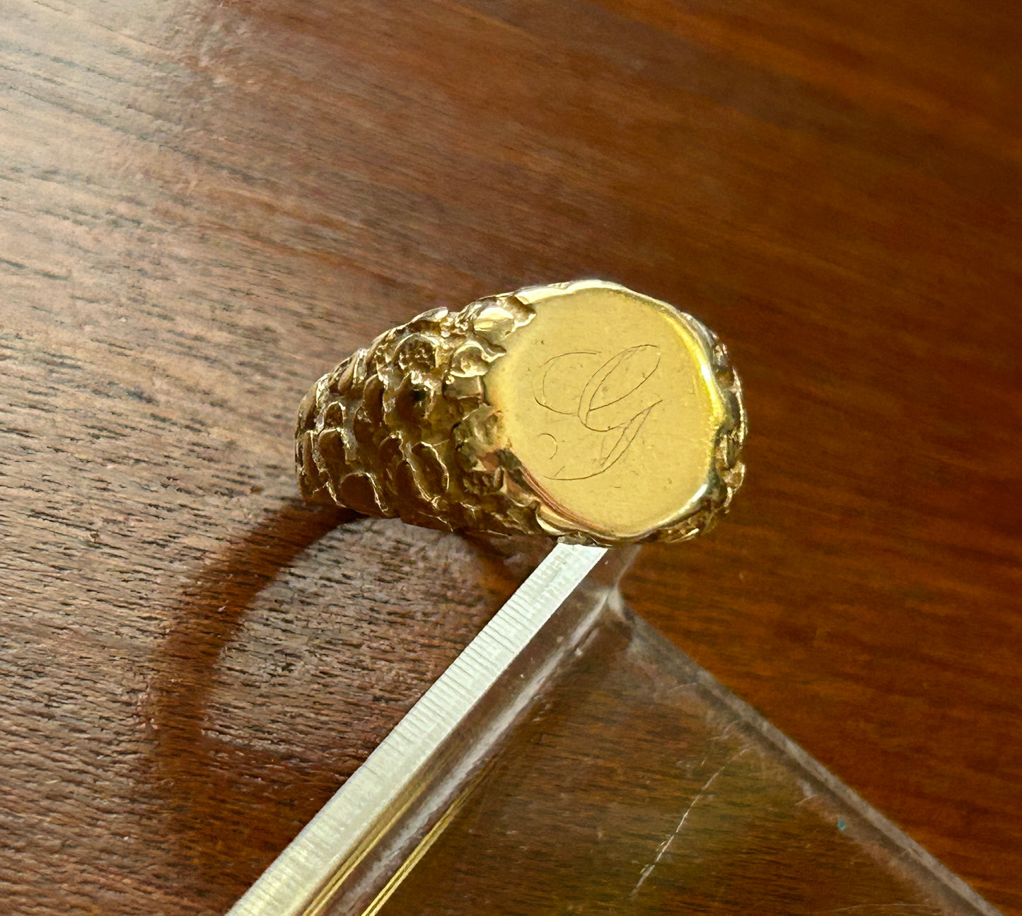 10k Yellow Gold Mens Nugget Style Monogrammed Signet Ring Sz 9.25