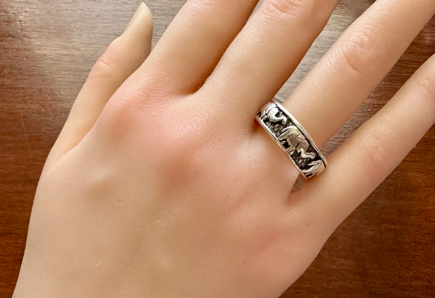 Sterling Silver 925 Elephant Relief Band Ring Sz 10