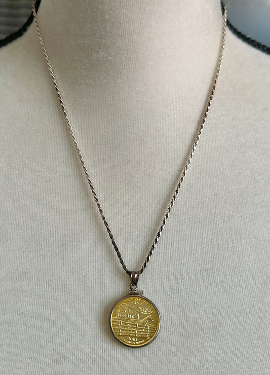 2001 My Old Kentucky Home Gold Quarter Sterling Silver Bezel Pendant Necklace