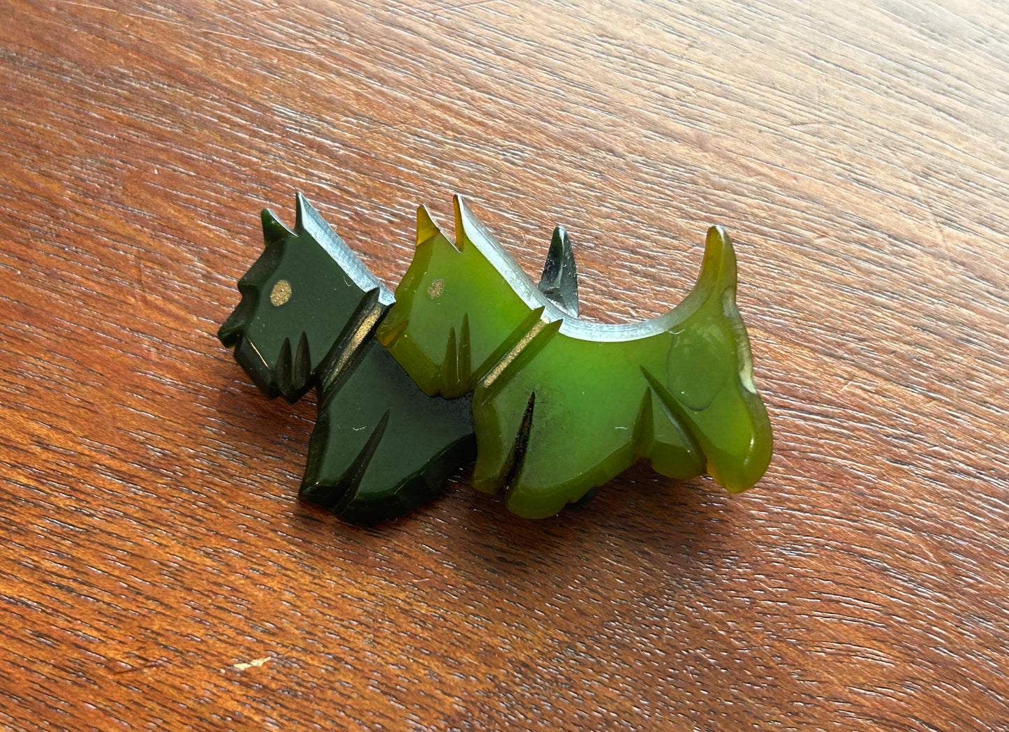 CUTE! Vintage Art Deco Spinach Green Catalin Two Tone Scottie Dog Brooch Pin