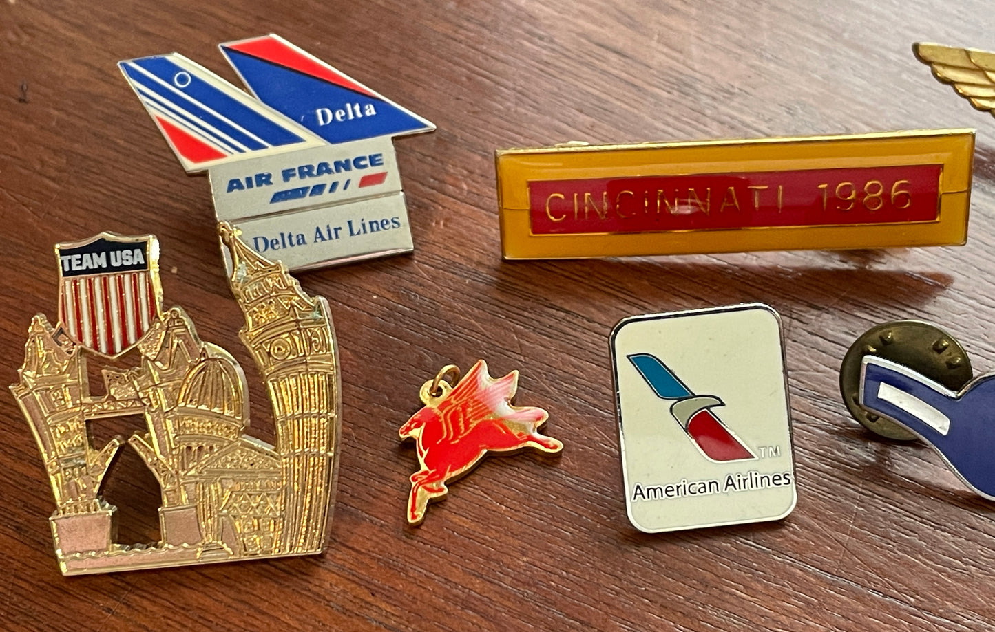 Vintage Lot of Collectible Pins PanAm Olympics Delta American Airlines