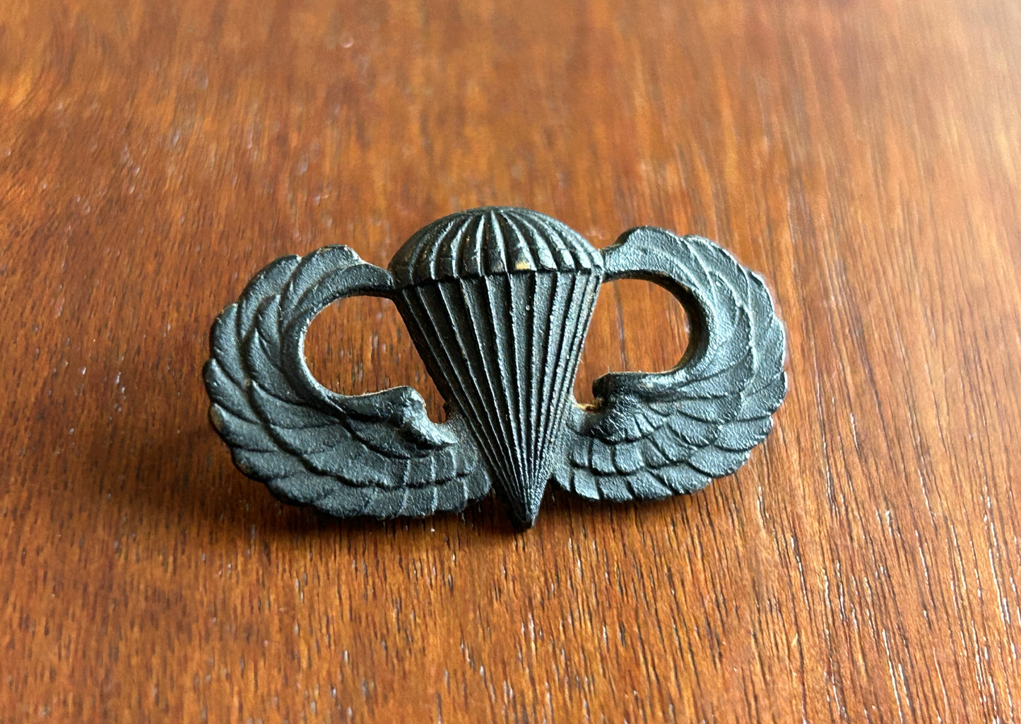 Vintage US Military Airborne Jump Wings Parachutist Pin Pinback Badge
