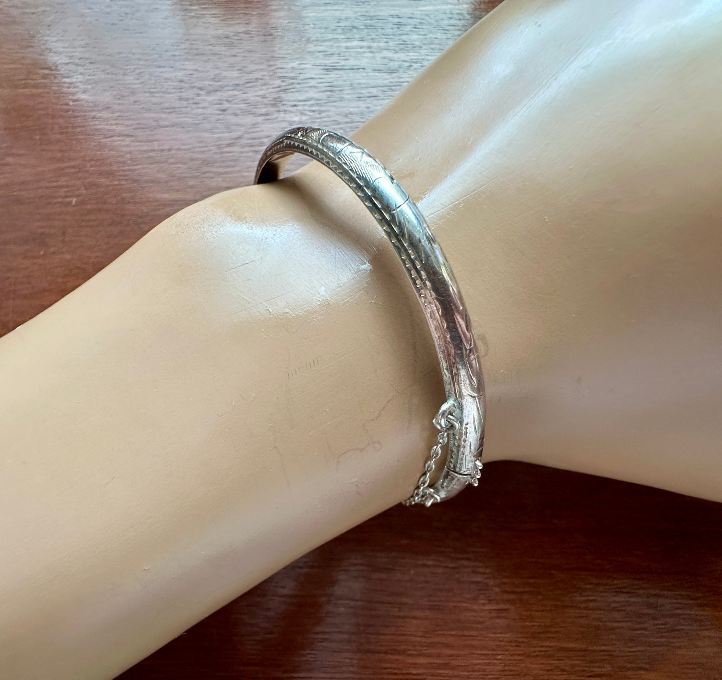 Vintage Sterling Silver 925 Hollow Domed Etched Bangle Bracelet Safety Chain