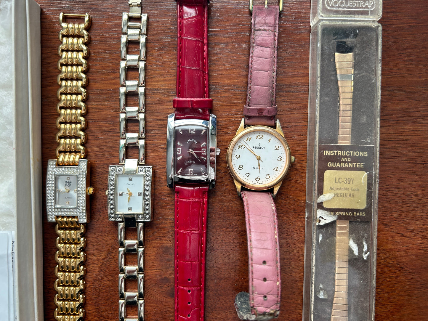 Vintage to Now Woman's Watch Wristwatch Lot Gold Silver Tone Quartz Bead