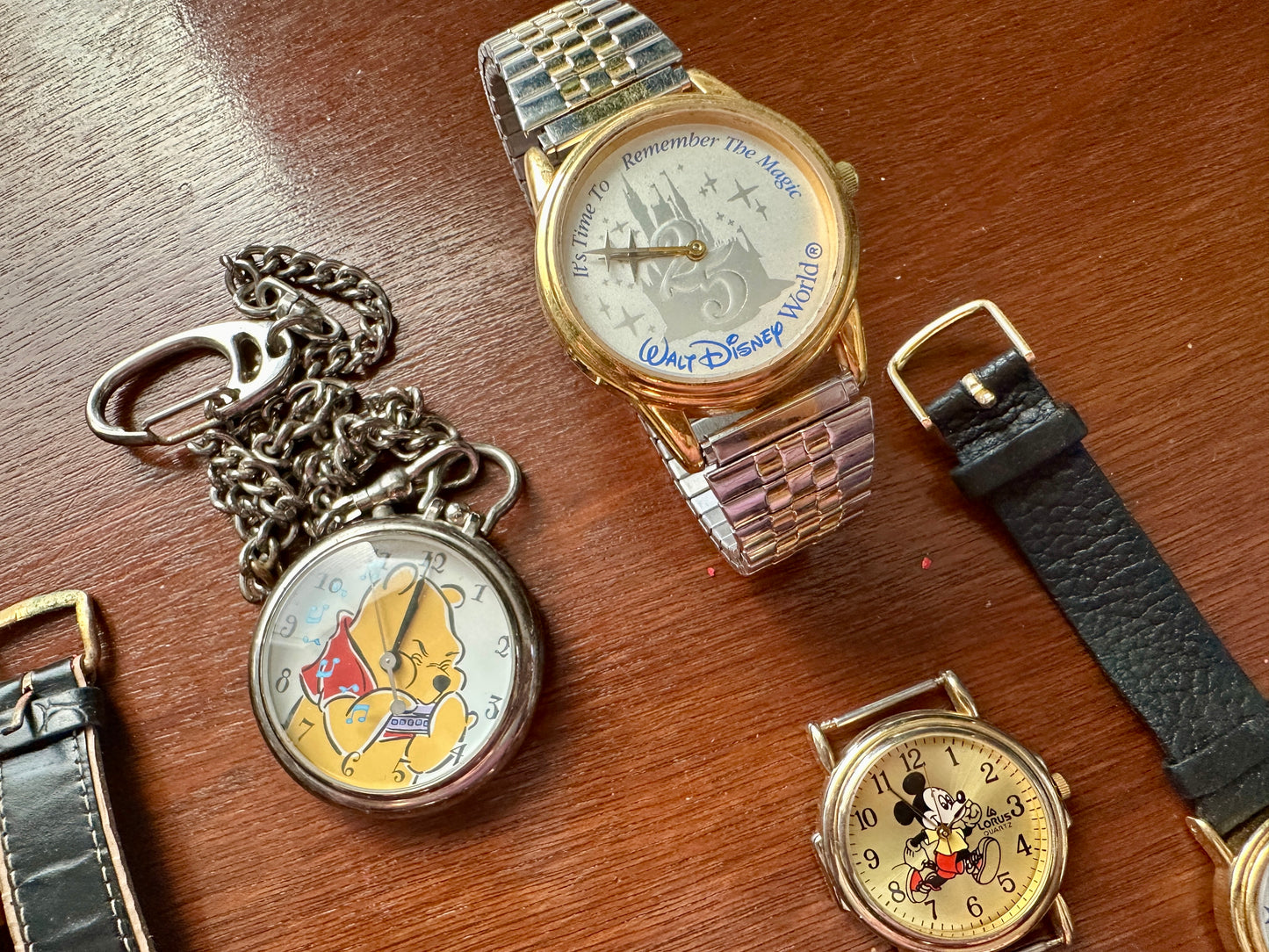 Lot of Vintage to Now Disney Winnie the Pooh Watches Pocket Wristwatches Taz