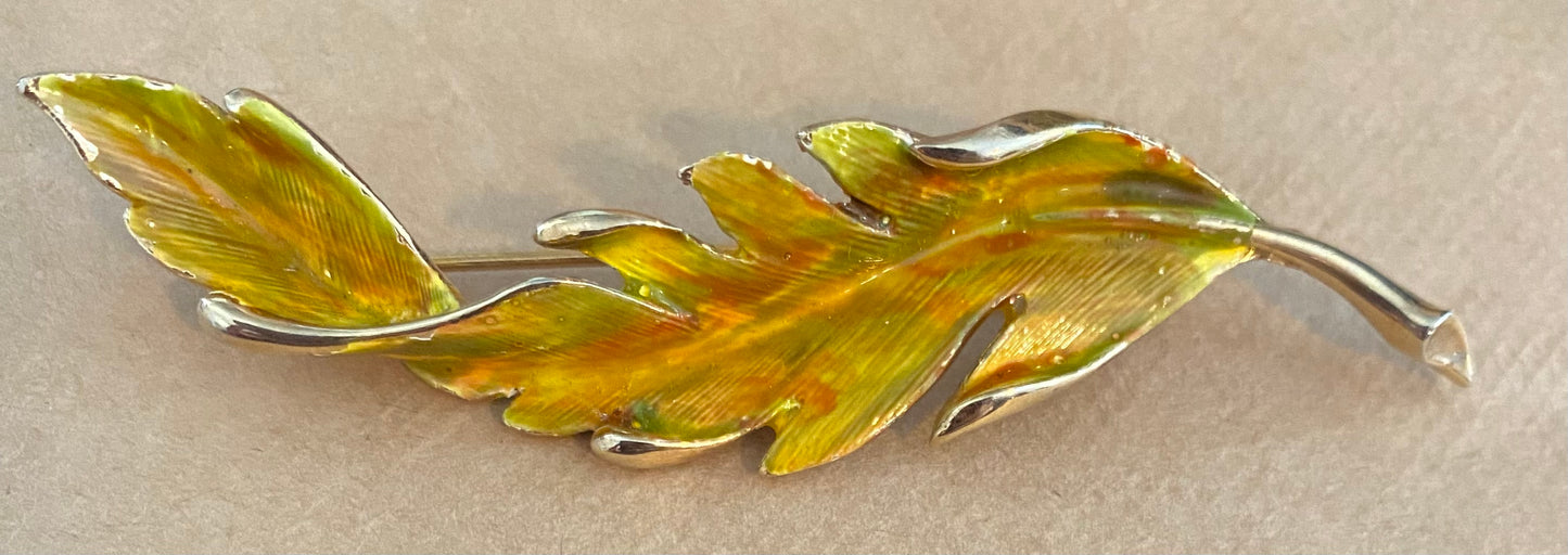 Vintage Gold Tone Long Large Leaf Brooch Pin