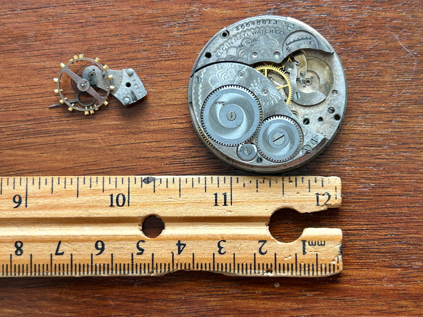 1924 Elgin Pocket Watch Movement AS IS For Parts 7j 12s