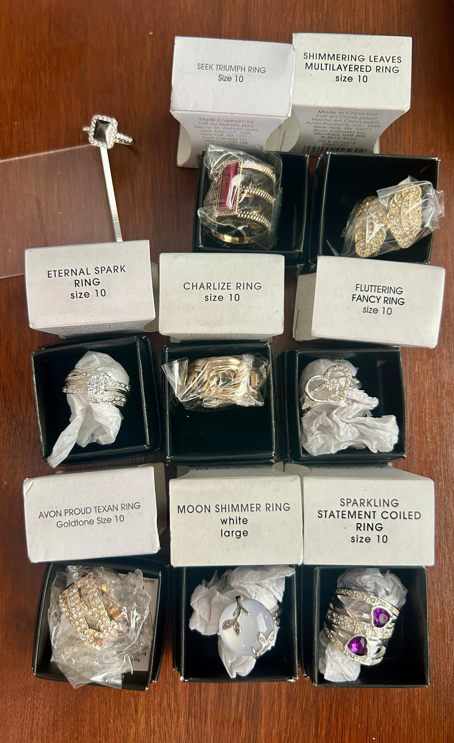 Contemporary Avon Costume Cocktail Ring Lot Sz 9 - 10 CZ Moonstone Gold Silver