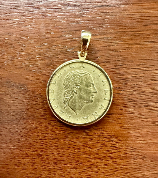 Vintage Signed Milor 14k Yellow Gold Bezel w 1978 200 Lire Coin Necklace Pendant
