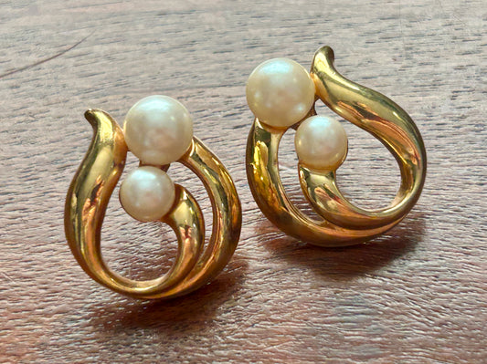 Vintage Signed Avon Gold Tone Faux Pearl Pierced Earrings