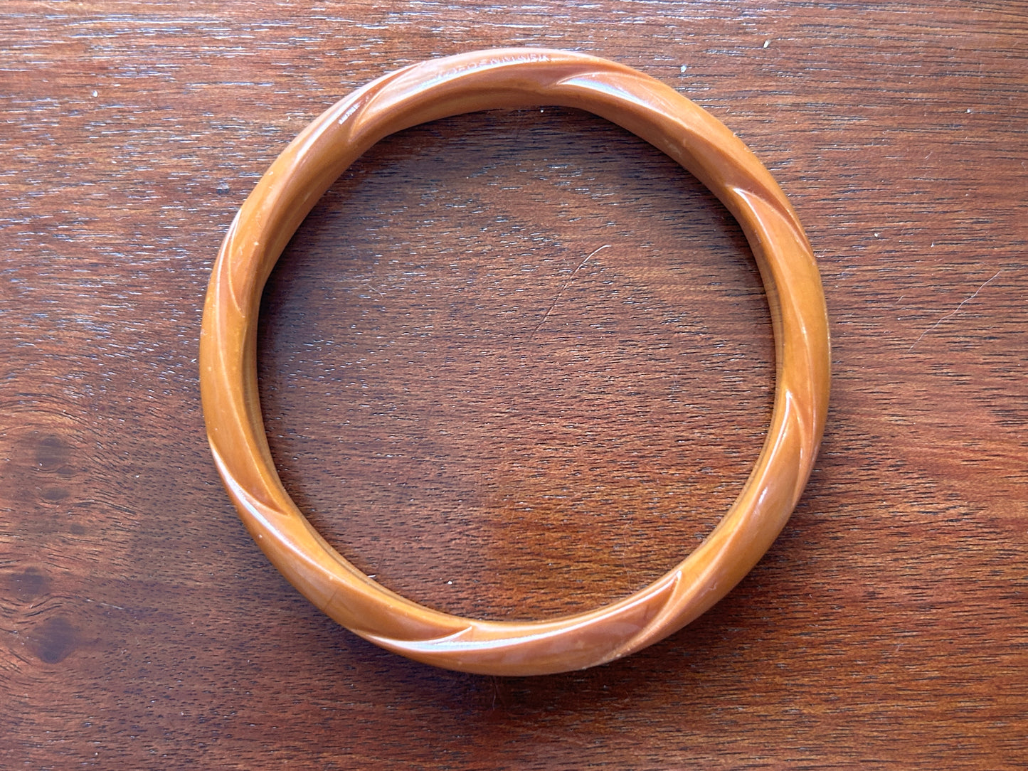 Vintage Brown Plastic Round Bangle Bracelet