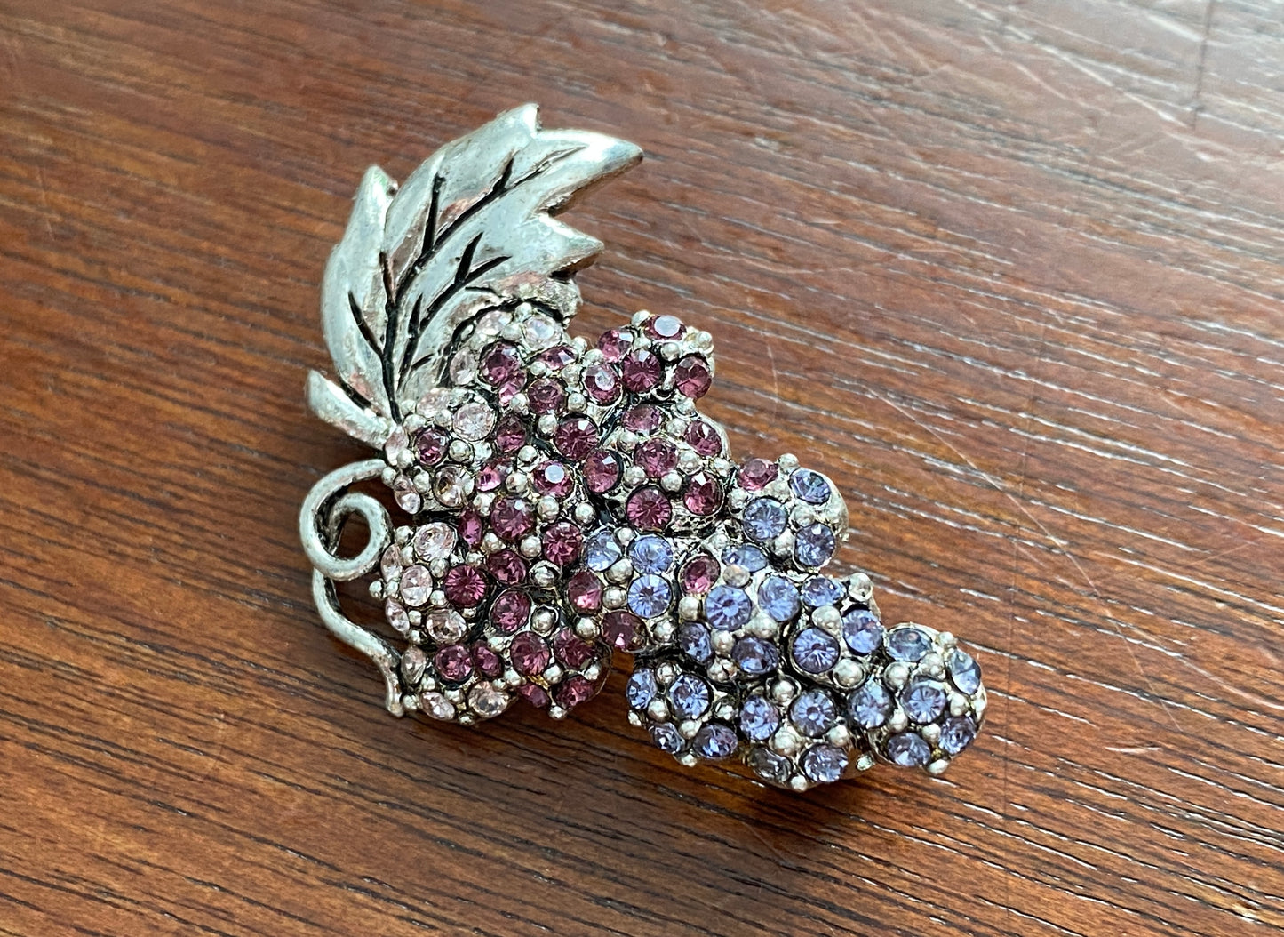 Vintage Monet Silver Tone Ombre Purple Blue Pink Grape Cluster Brooch Pin