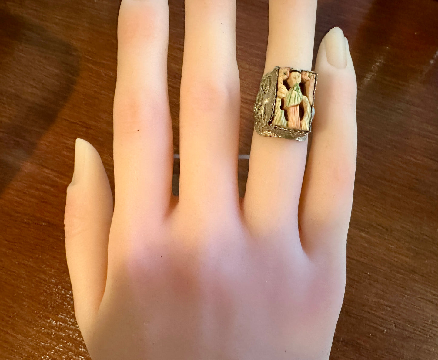 Vintage Silver Tone Filigree Carved Scene Adjustable Ring