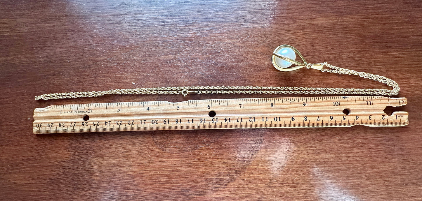 Vintage Signed Avon Gold Tone Chain Faux Pearl Cage Pendant Necklace
