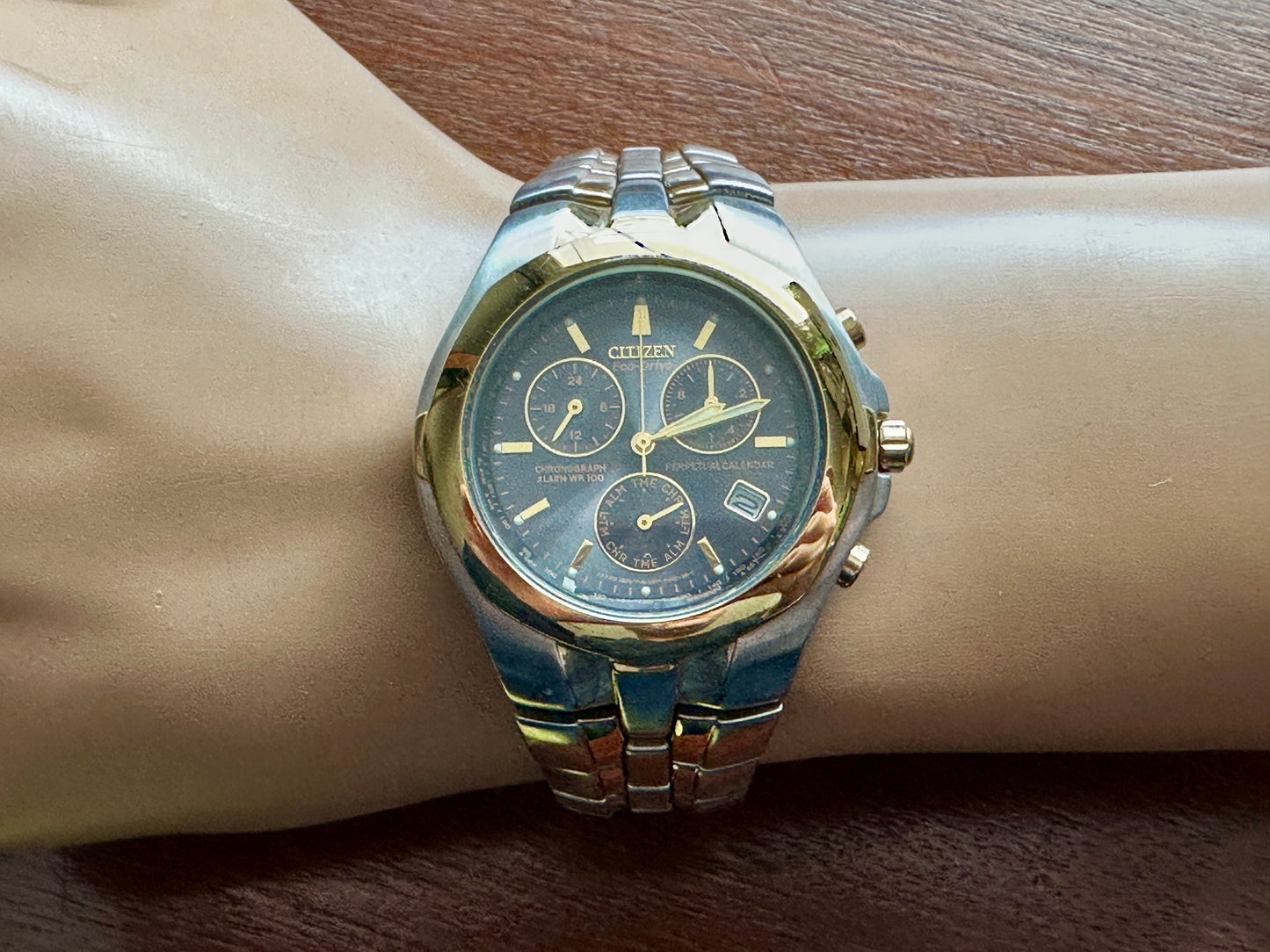 Citizen Eco-Drive E812-K001218 Perpetual Chronograph Alarm Silver/Gold Tone