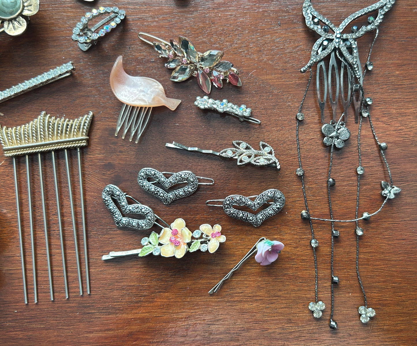 Vintage to Now Hair Accessories Lot Clips Combs Barrettes Hearts Rhinestones