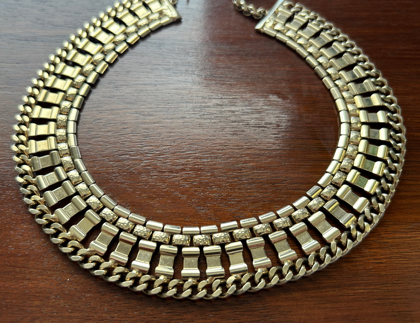 Vintage Gold Tone Wide Chunky Panel Colar Necklace