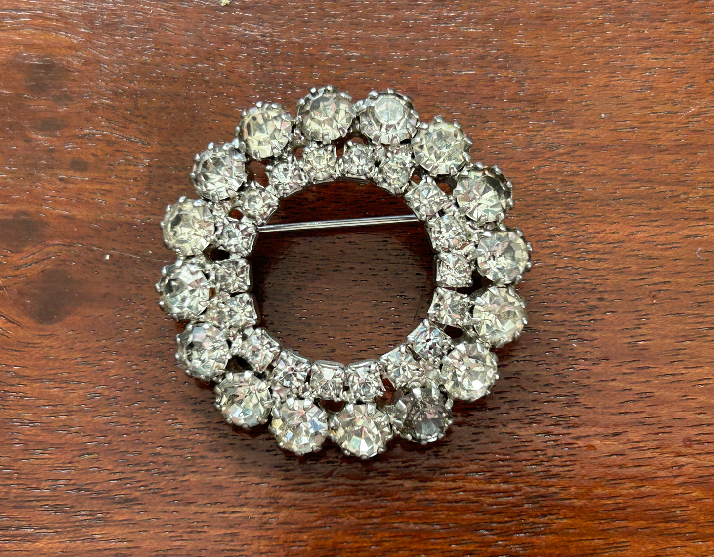 Vintage Silver Tone Rhinestone Wreath Circle Brooch Pin