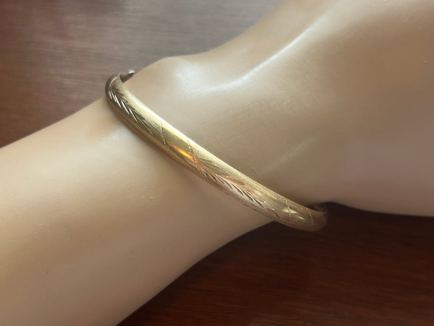 14k Yellow Gold Bangle Bracelet Wheat Design 8.6g