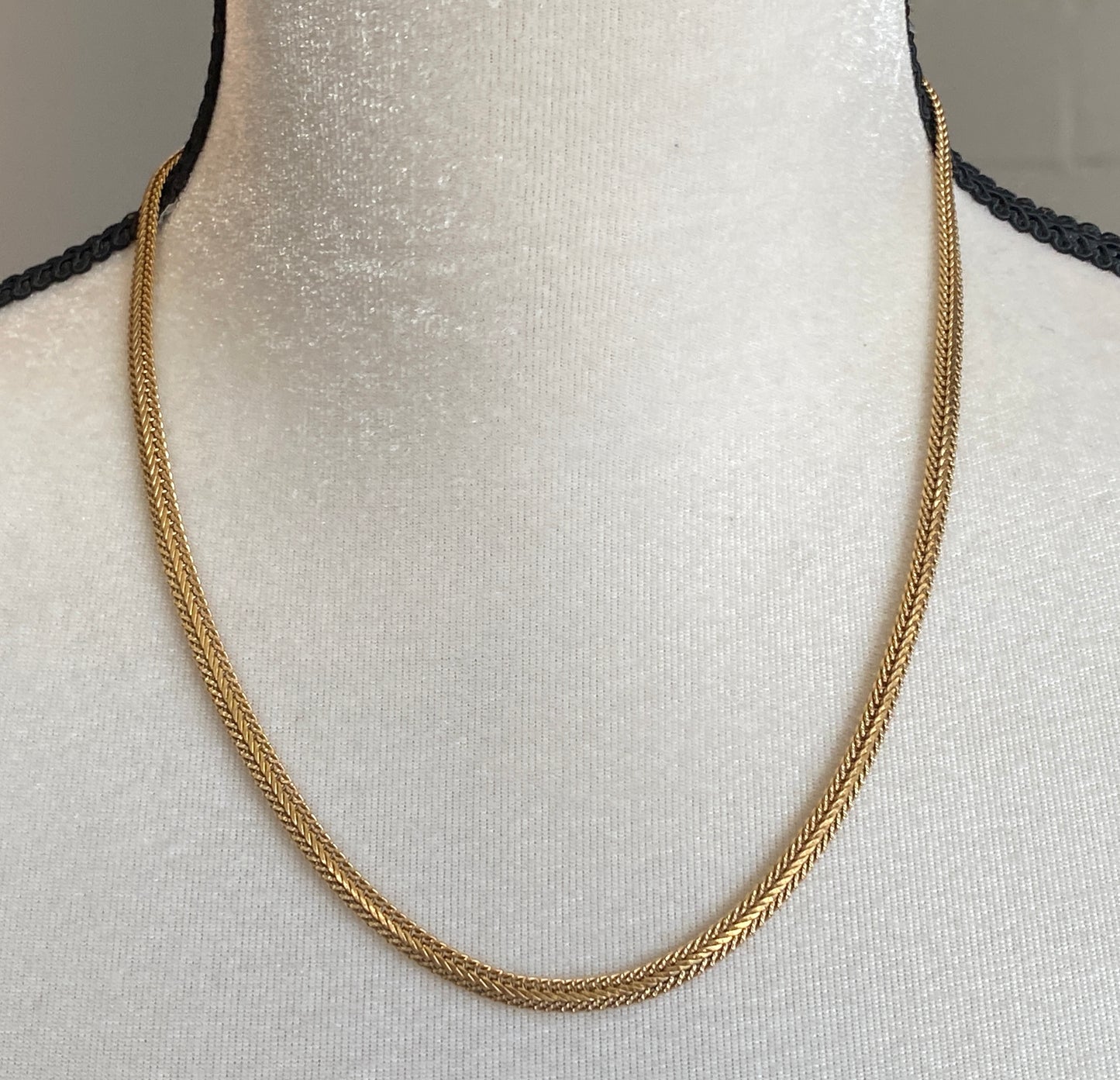 Vintage Gold Tone Fancy Chain Necklace