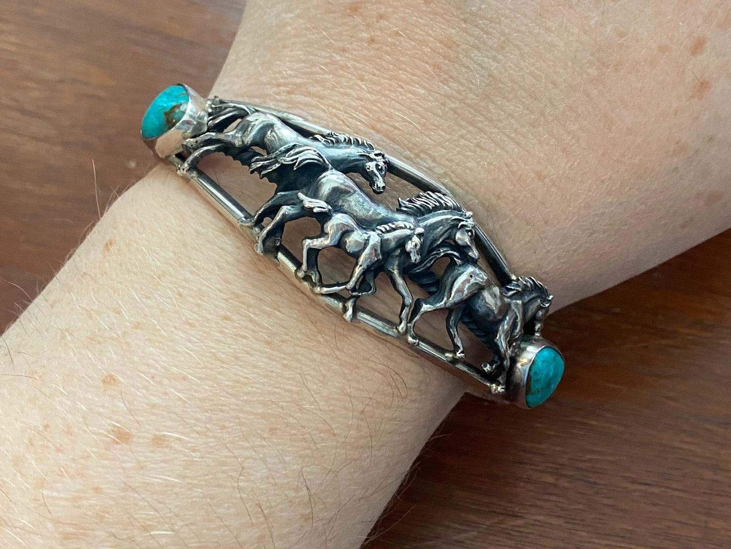 Running Bear Sterling Silver 925 Turquoise Horse Cuff Bracelet