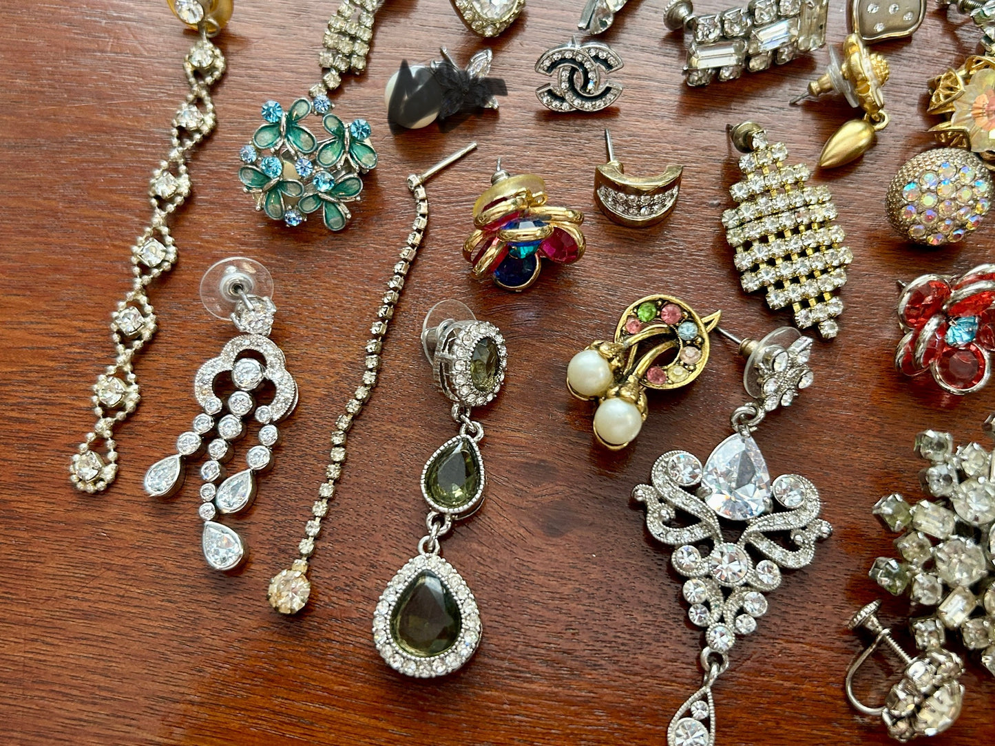 Over 60 Vintage SINGLE Earring Lot Rhinestones AB Harvest Cluster Craft Pearl