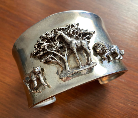 Signed 97 Carol Felley Sterling Silver 925 RARE Giraffe Lion Cuff Bracelet