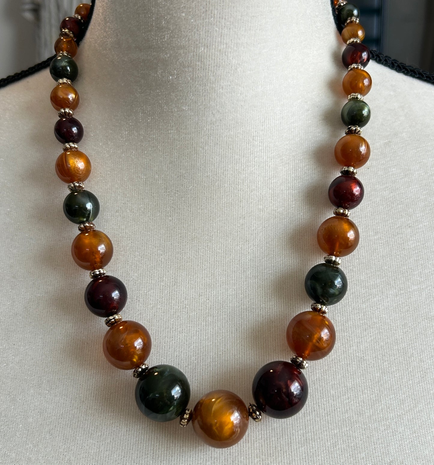 Vintage Genuine Lucite Marbled Bead Gold Tone Spacers Rhinestones Necklace