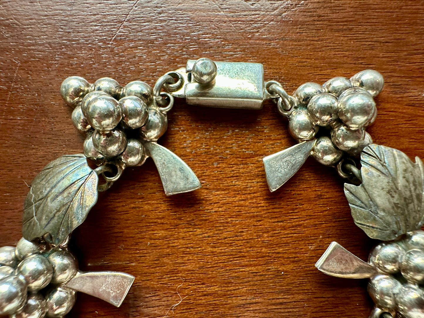 Heavy Vintage Taxco TC-294 Sterling Silver 925 Grape Cluster Leaf Panel Bracelet