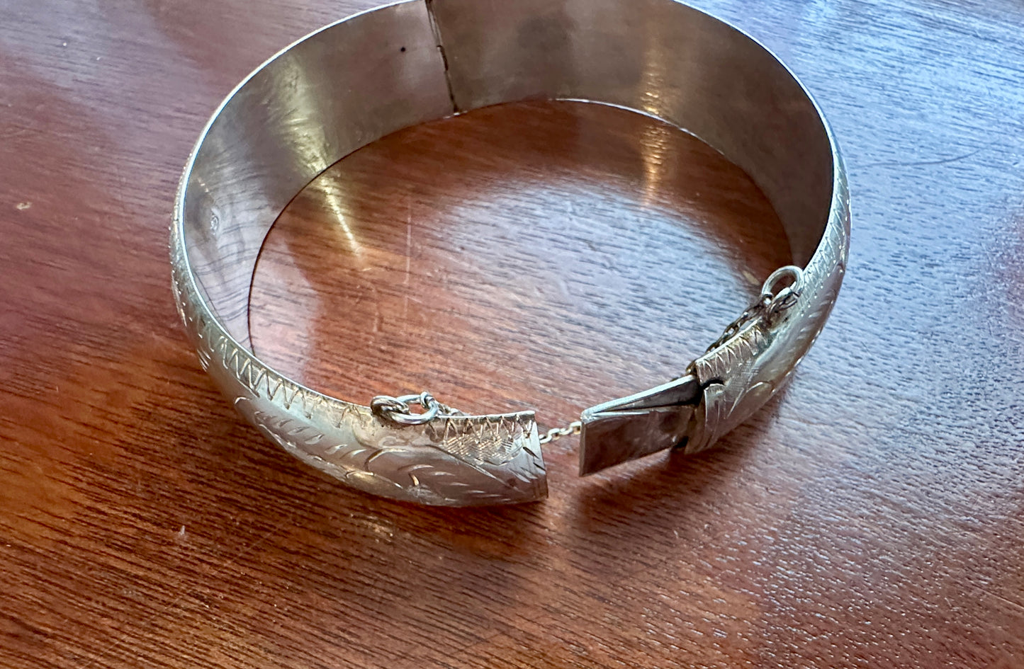 Vintage Sterling Silver 925 Puffy Domed Etched Bangle Bracelet Hinged Wide