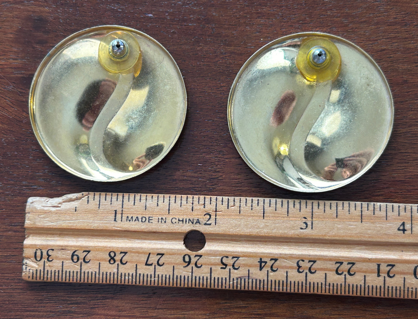 Vintage Gold Tone Ivory Round Pierced Earrings