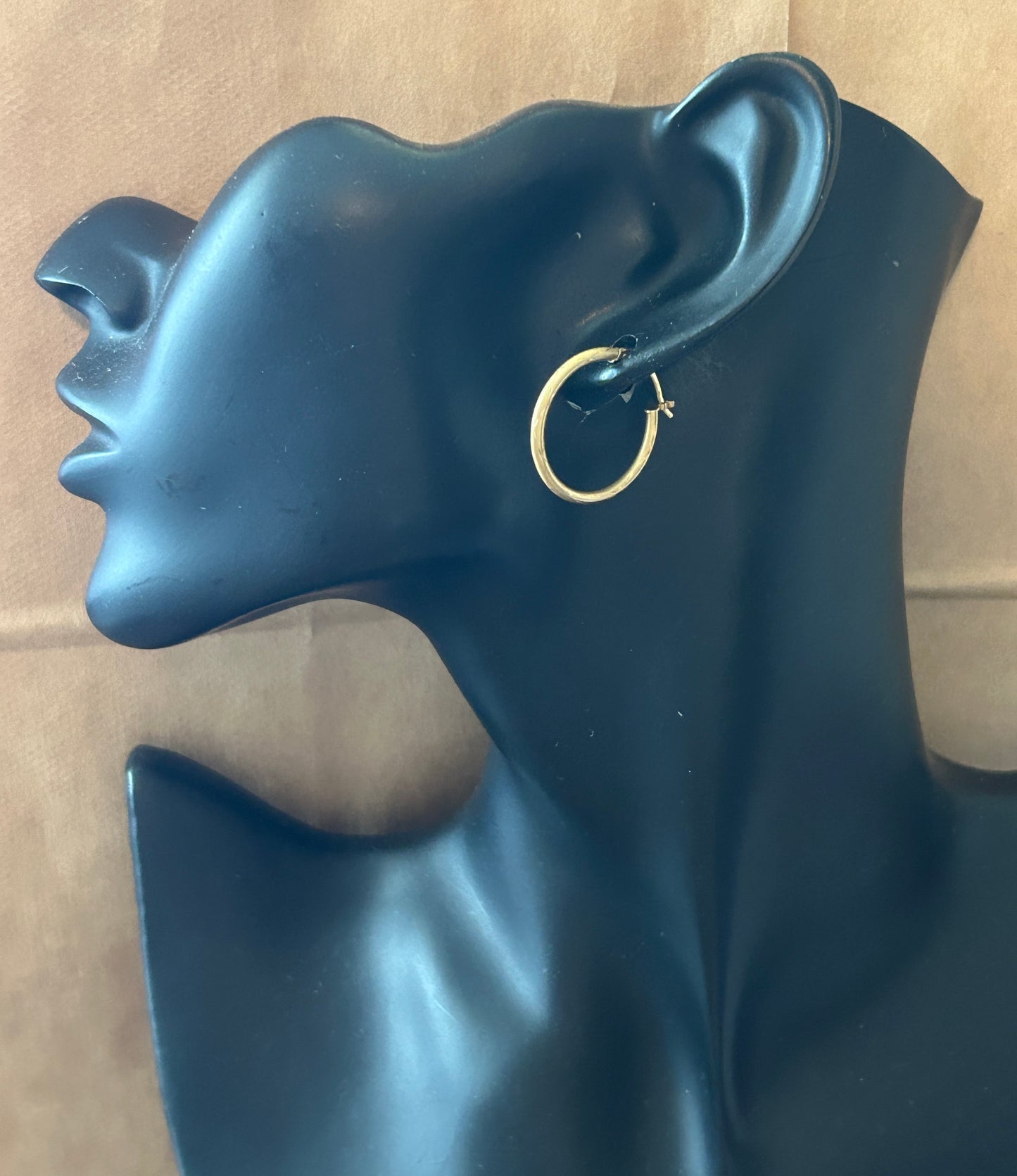14k Yellow Gold Hoop Earrings Etched Pattern Medium Size Diamond Cut