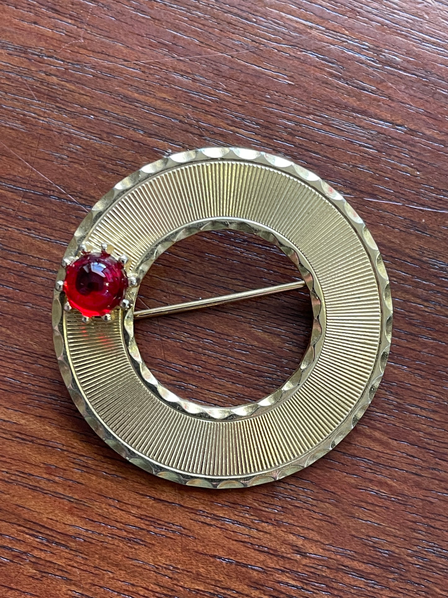 Vintage Signed Beau Jewels Gold Tone Red Glass Cabochon Brooch