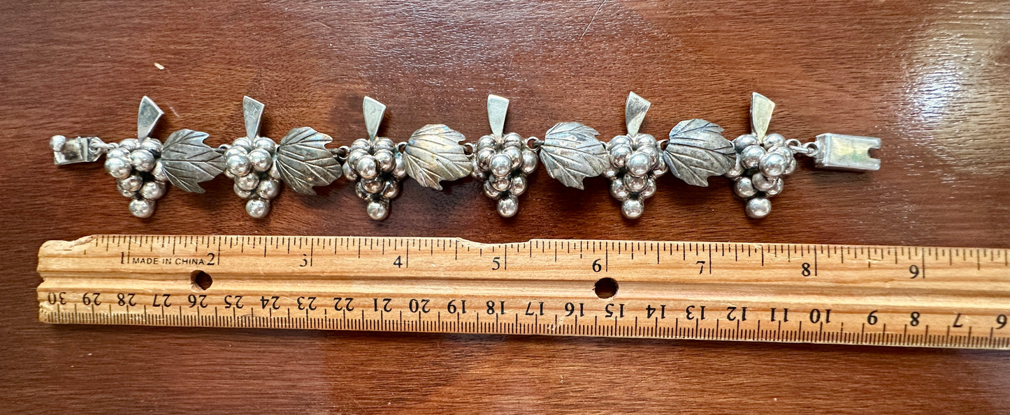 Heavy Vintage Taxco TC-294 Sterling Silver 925 Grape Cluster Leaf Panel Bracelet