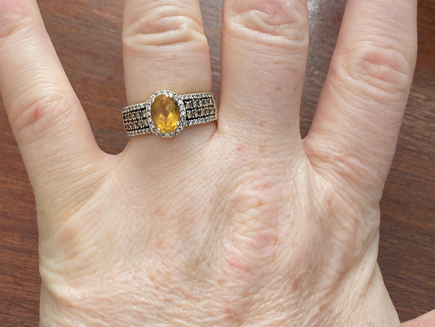 LeVian 14k Yellow Gold 1ct Oval Citrine Chocolate Diamond Ring Sz 7.25