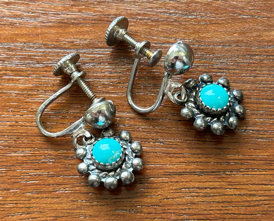 Vintage Silvertone Turquoise Dangly Drop Screwback Earrings
