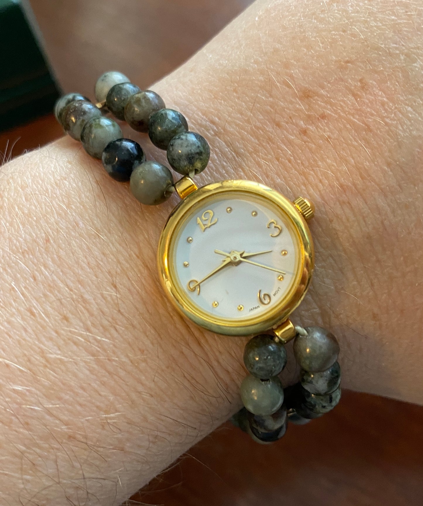 Connemara Marble Ireland Bead Ladies Wristwatch Stretch Quartz