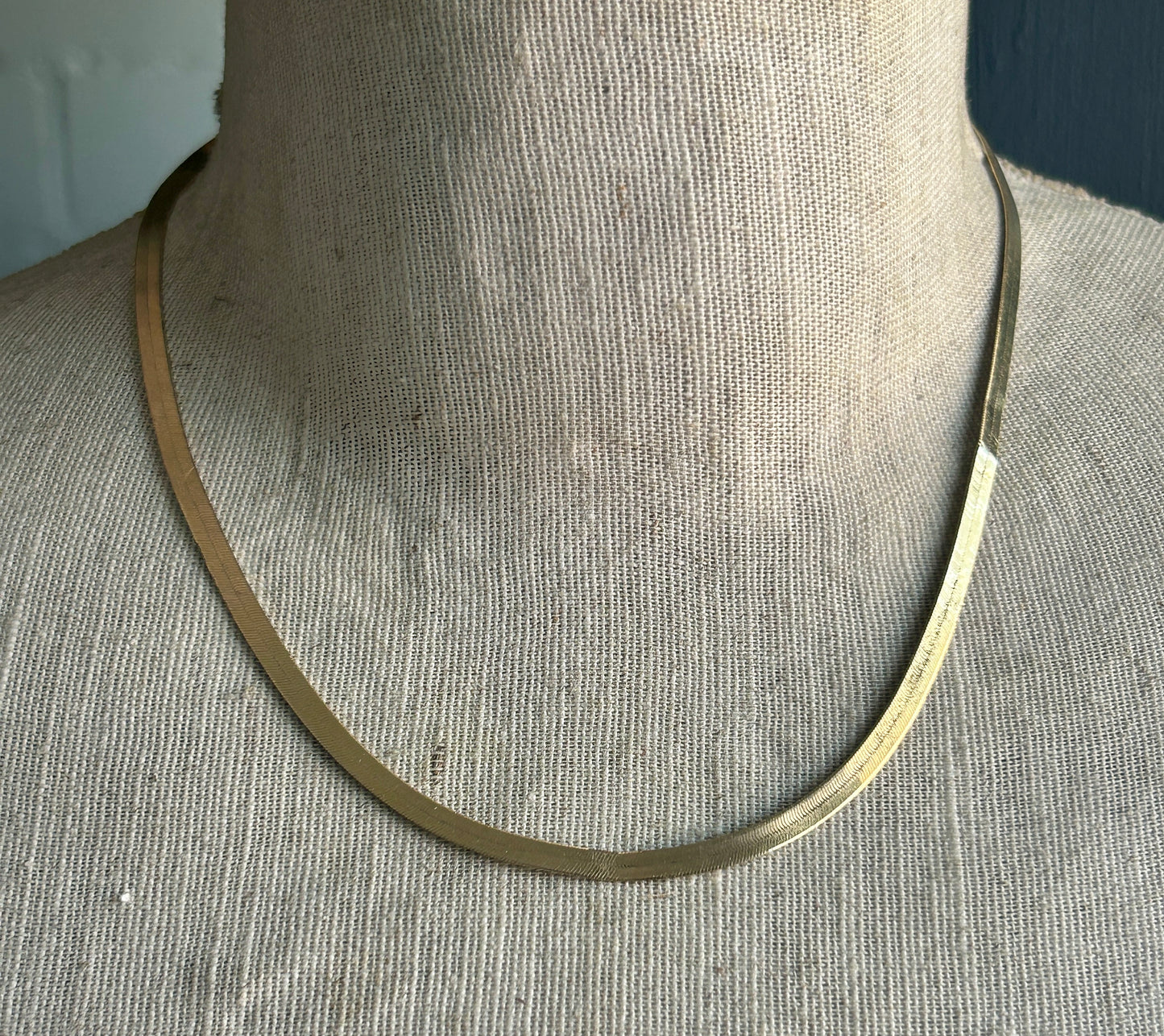 14k Yellow Gold Herringbone Patterned Flat Link Necklace