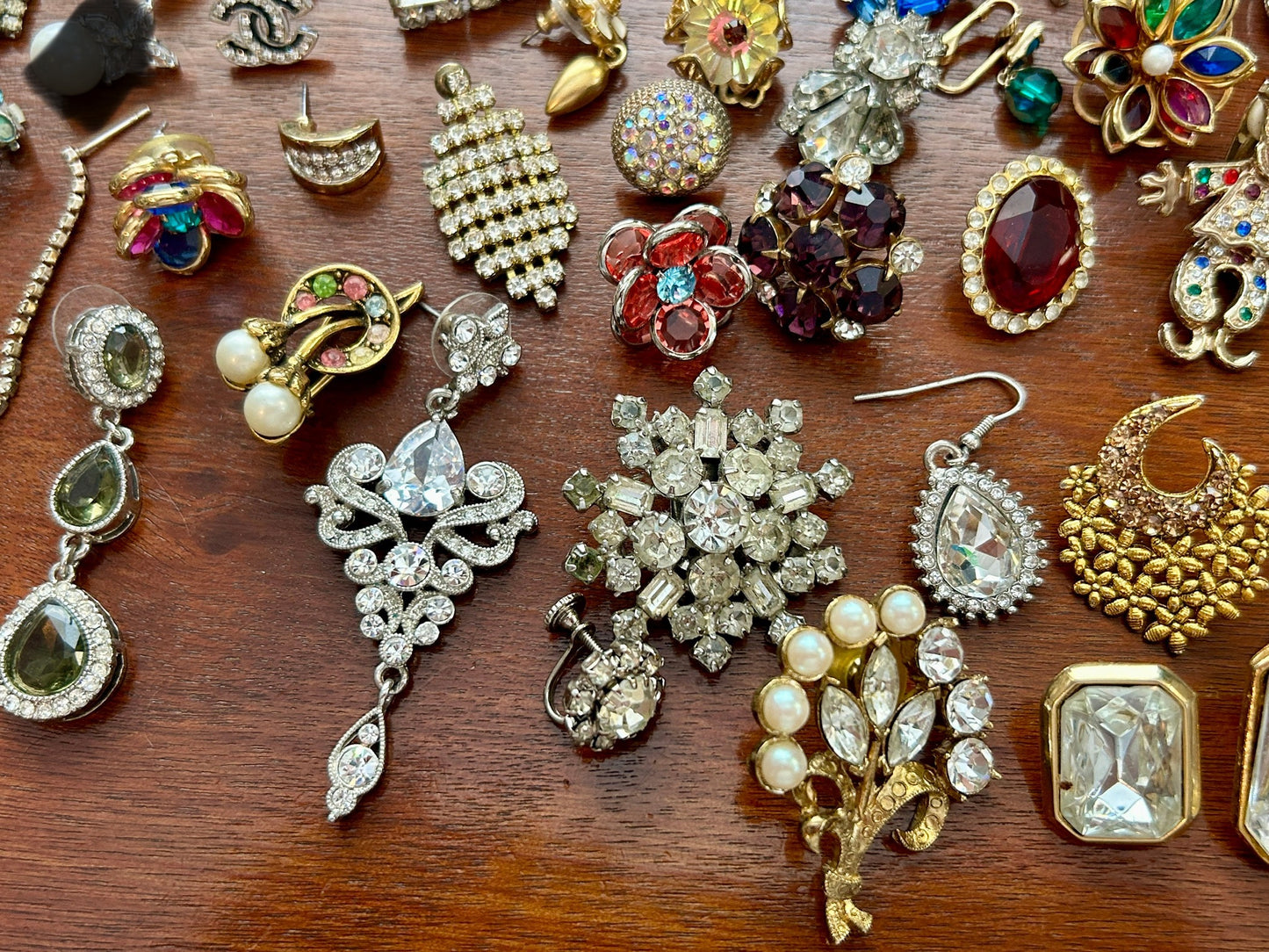 Over 60 Vintage SINGLE Earring Lot Rhinestones AB Harvest Cluster Craft Pearl