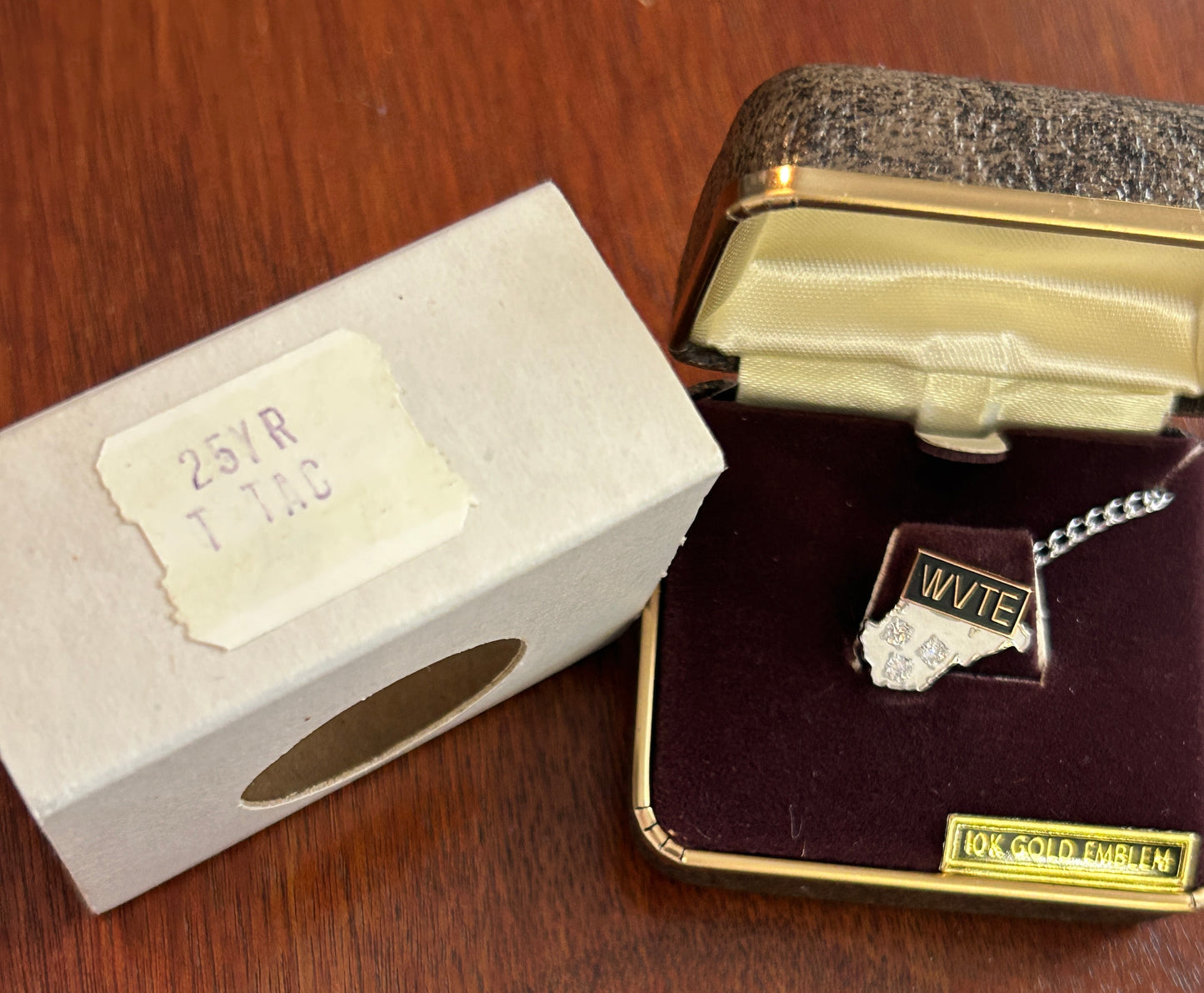 Vintage 10k Gold Diamond Advertising WVTE Employee Tie Tack in Box