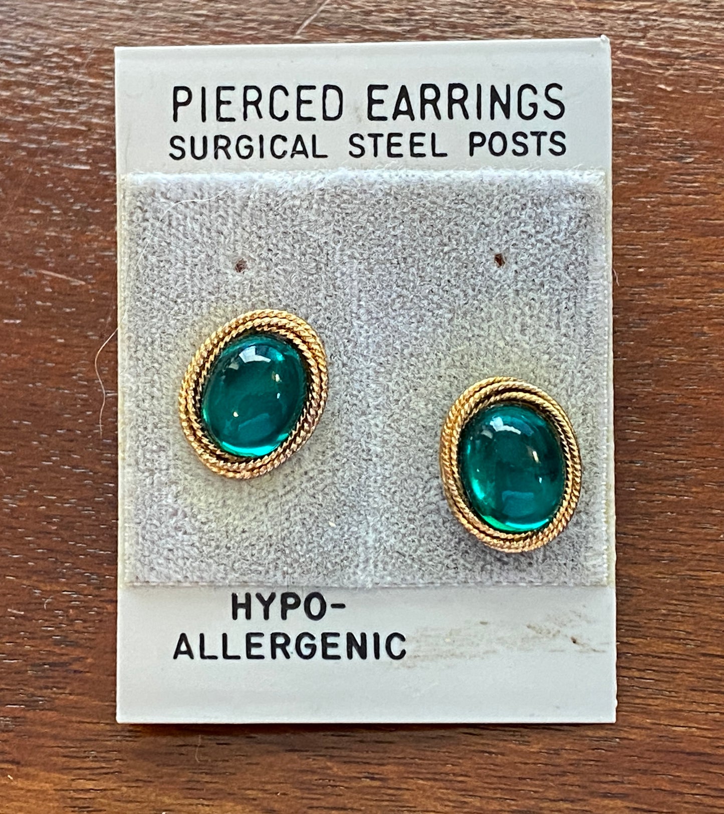 Vintage Gold Tone Green Cabochon Stud Pierced Earrings