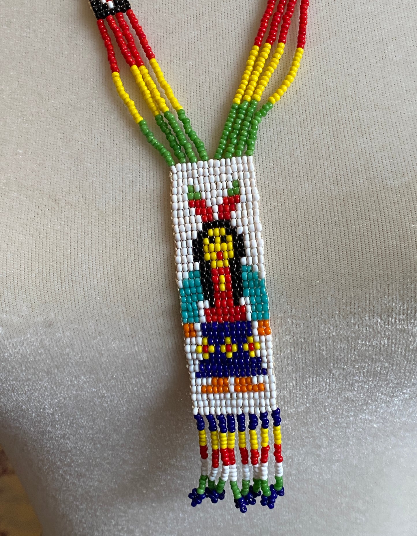 Vintage Native American Beaded Necklace