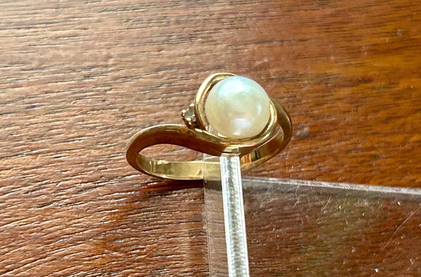 Vintage 10k Yellow Gold 6.5mm Pearl Diamond Accent Ring Sz 6