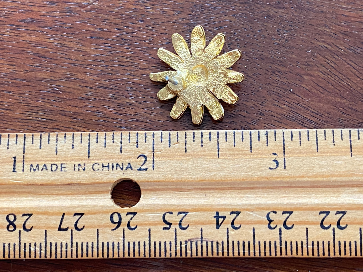 Douglas Paquette Enamel White Yellow Daisy Flower Pierced Earrings