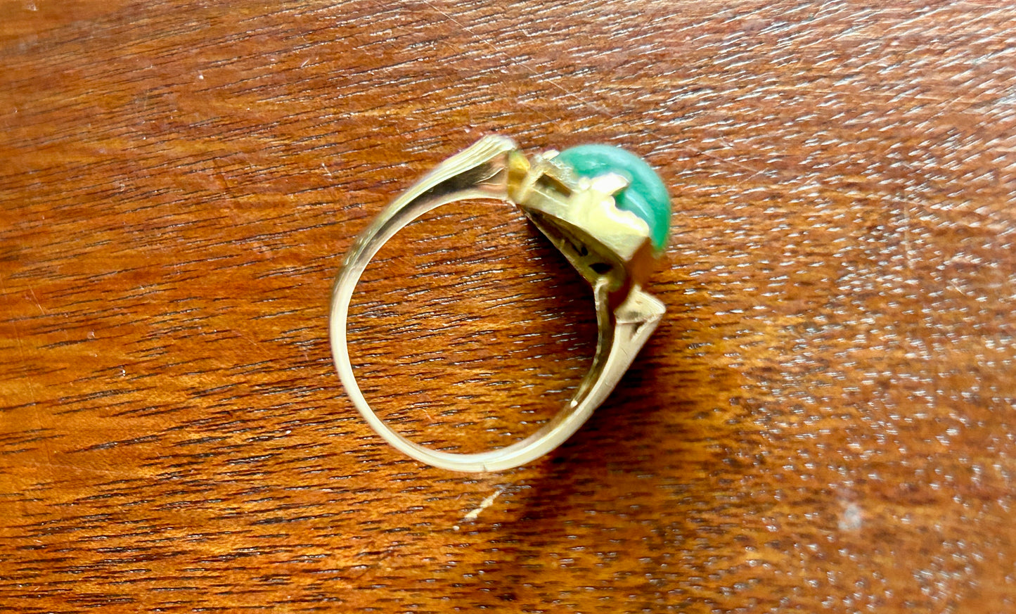 Vintage 14k Yellow Gold Nephrite Jade Navette Ring Sz 7.75